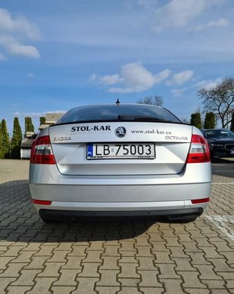 Skoda Octavia cena 43200 przebieg: 293000, rok produkcji 2019 z Gołdap małe 154